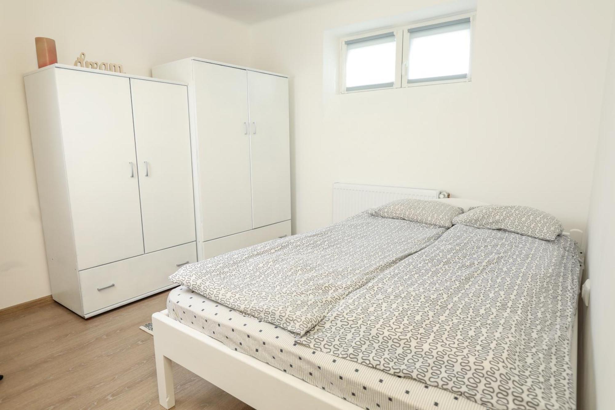 Sub-Level Urban Apartment Cluj-Napoca Extérieur photo